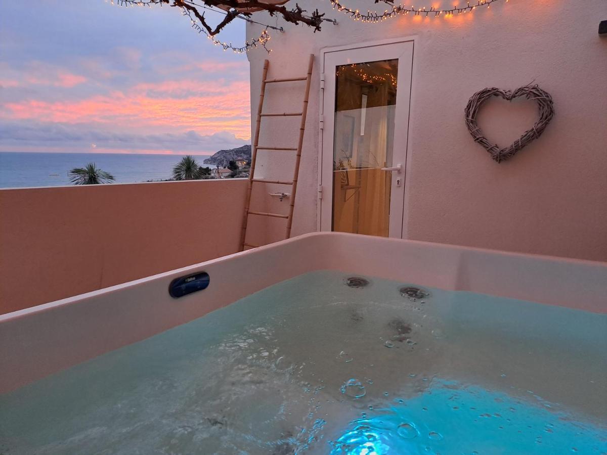 Les Suites Love 3 Spa Vue Mer Piscine Marseille Exteriör bild