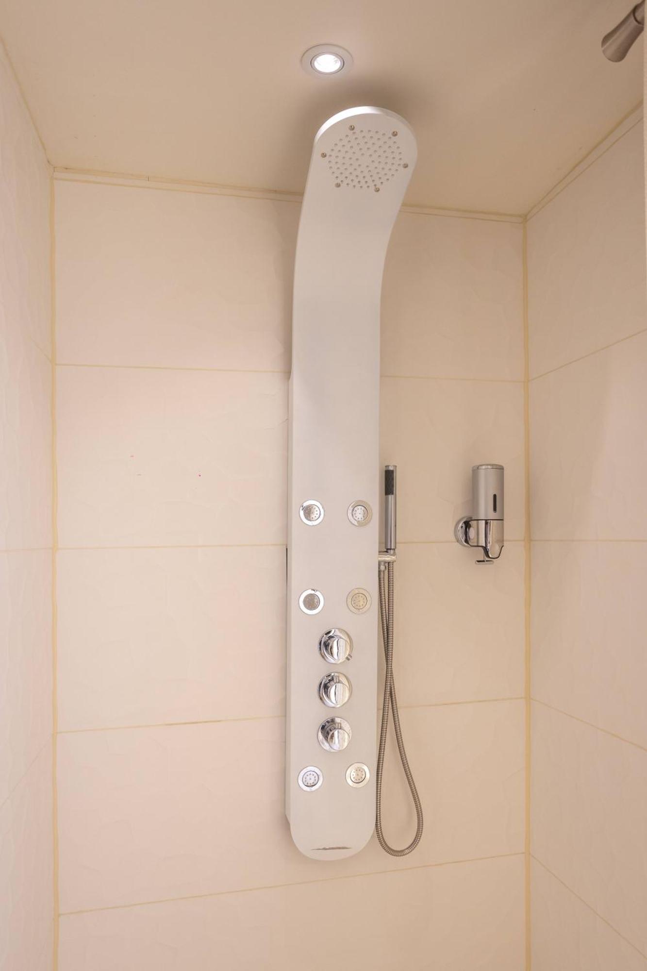 Les Suites Love 3 Spa Vue Mer Piscine Marseille Exteriör bild