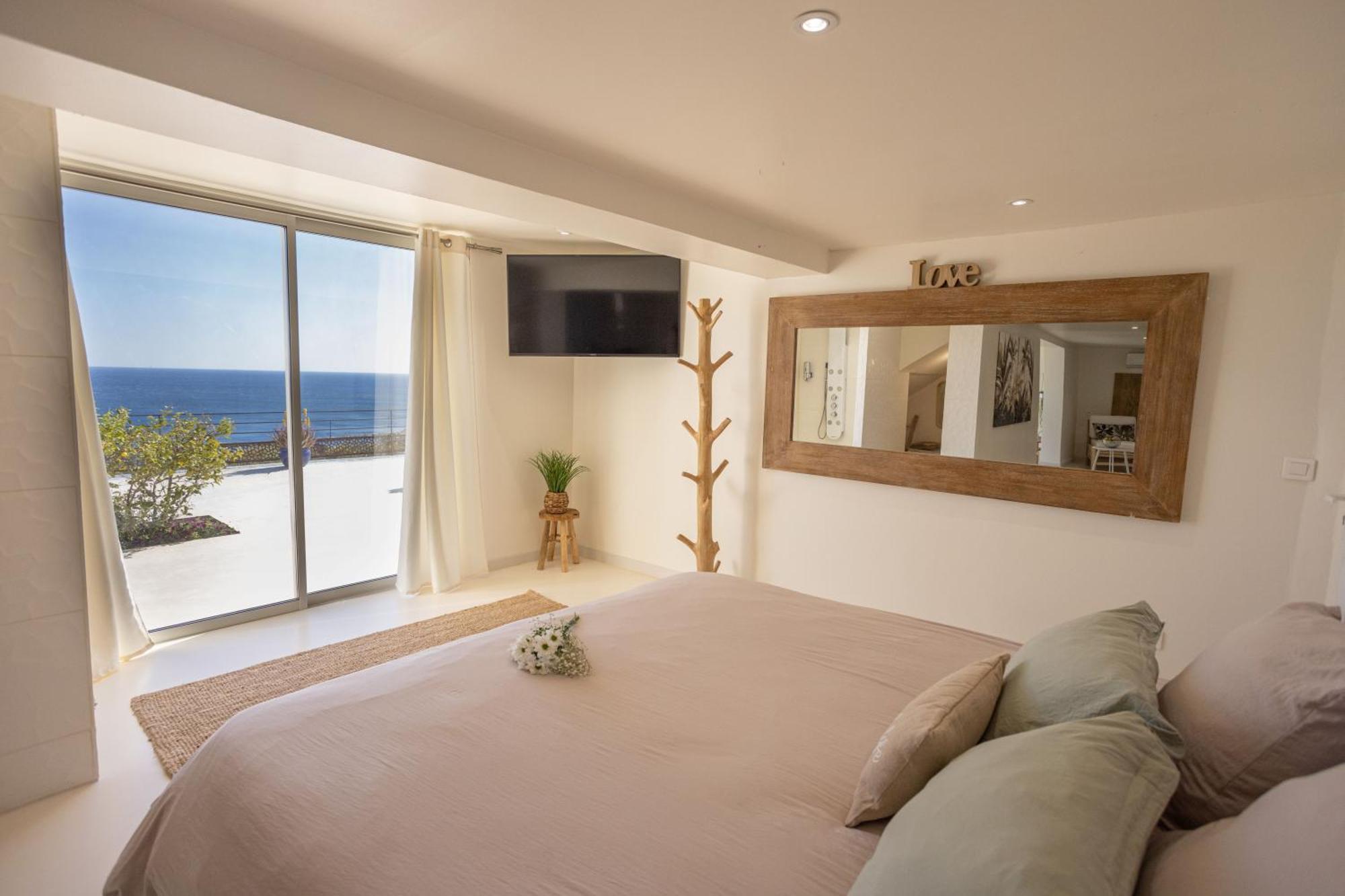 Les Suites Love 3 Spa Vue Mer Piscine Marseille Exteriör bild